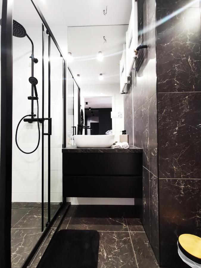 Gliniana Apartment ~ Self Check-In 24H ~ Lift Wrocław Eksteriør bilde