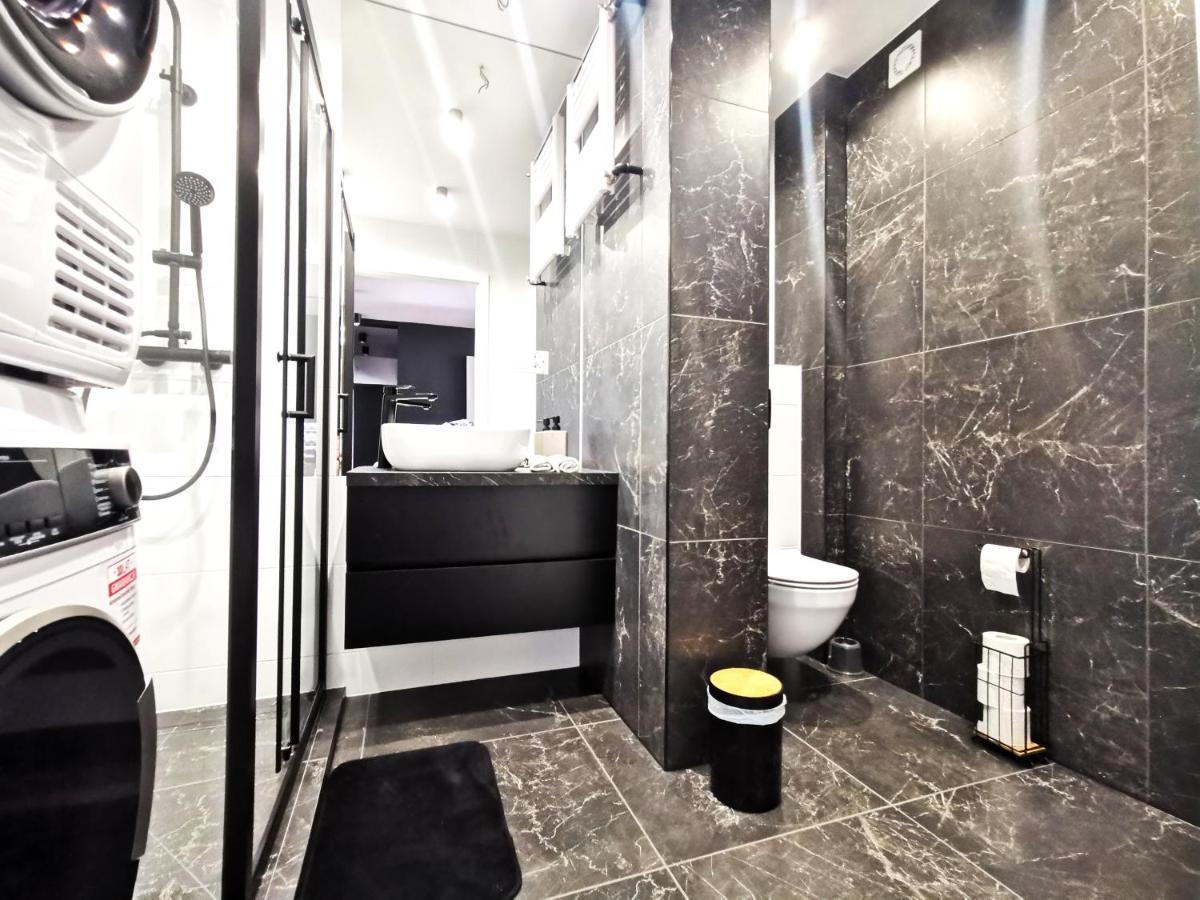 Gliniana Apartment ~ Self Check-In 24H ~ Lift Wrocław Eksteriør bilde